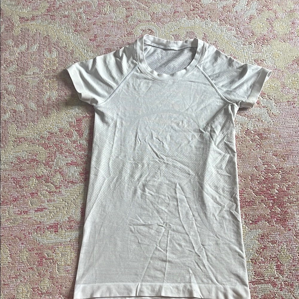 Lululemon Athletica White Fitted Polo T-Shirt